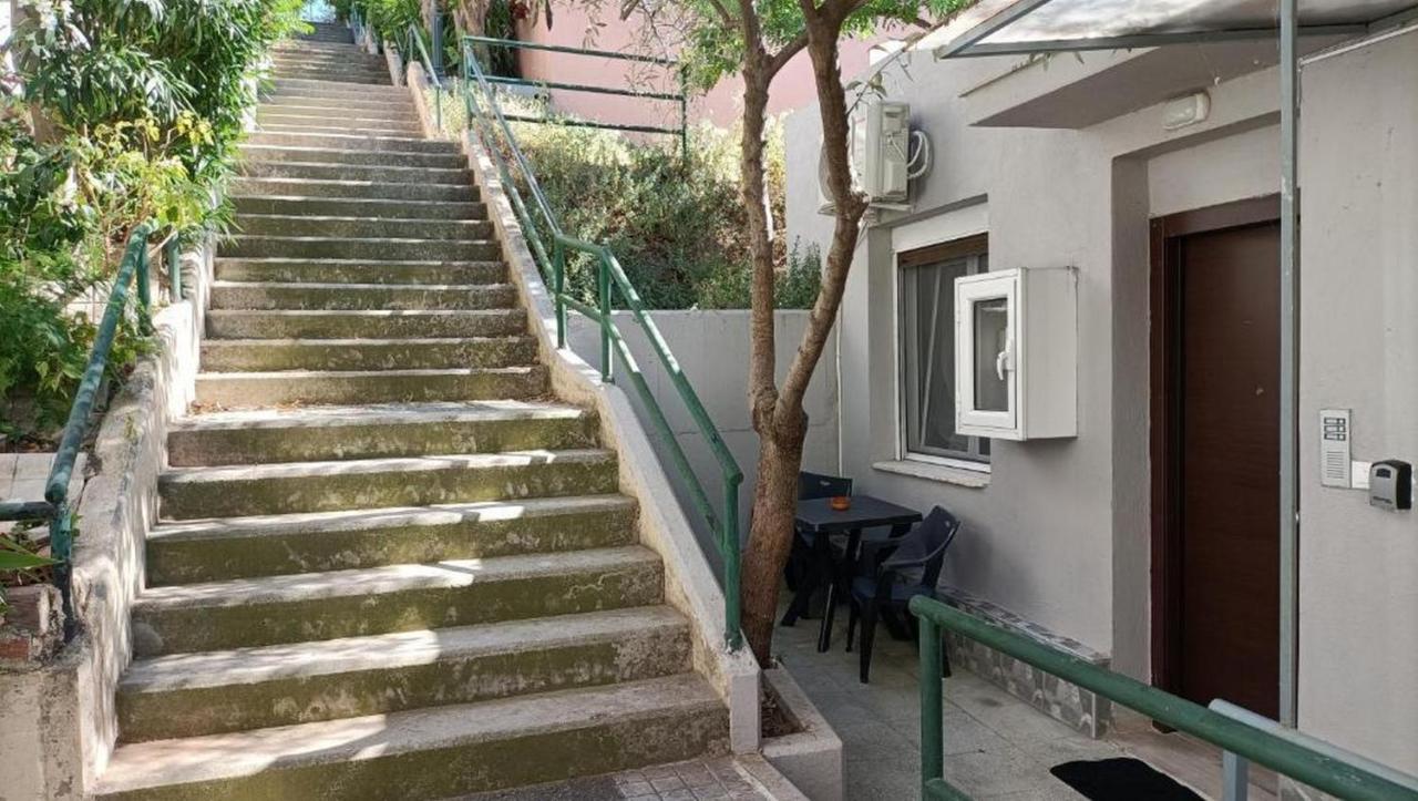 Apartamento Beautiful Pedestrian Atenas Exterior foto