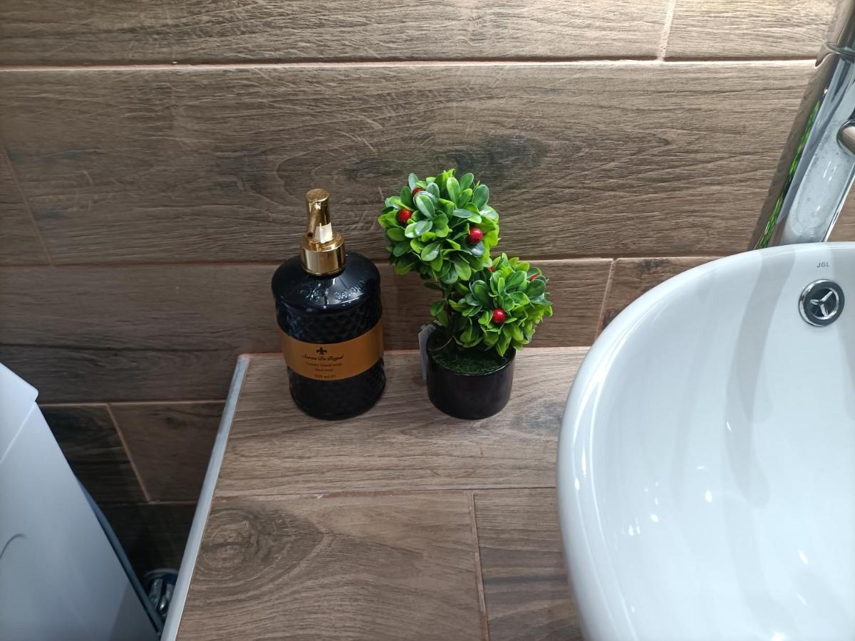 Apartamento Beautiful Pedestrian Atenas Exterior foto